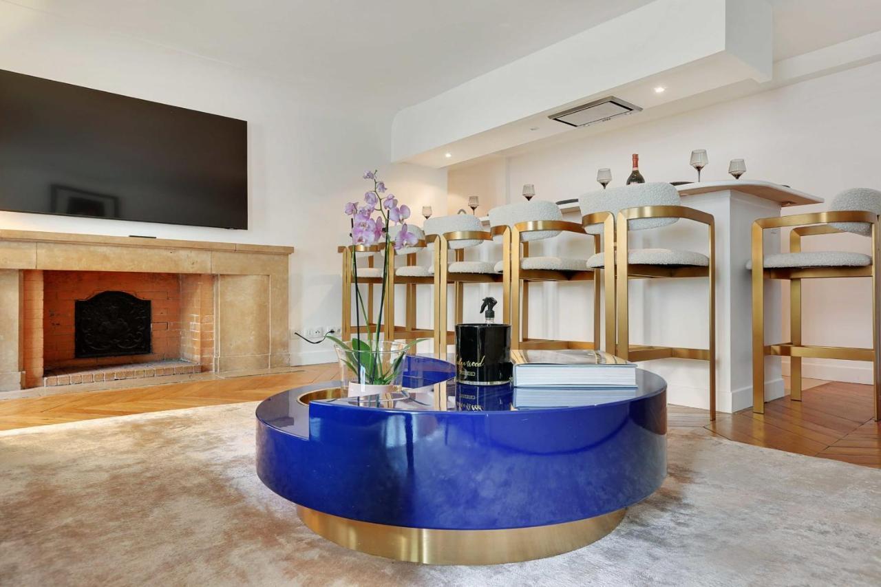 Elegant Apartment - 2Bd-6P - Avenue Montaigne Paris Eksteriør billede